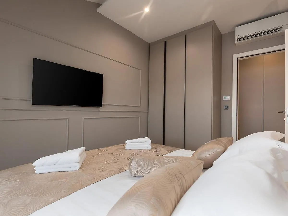 Design Penthouse No 23 Apartment Porec