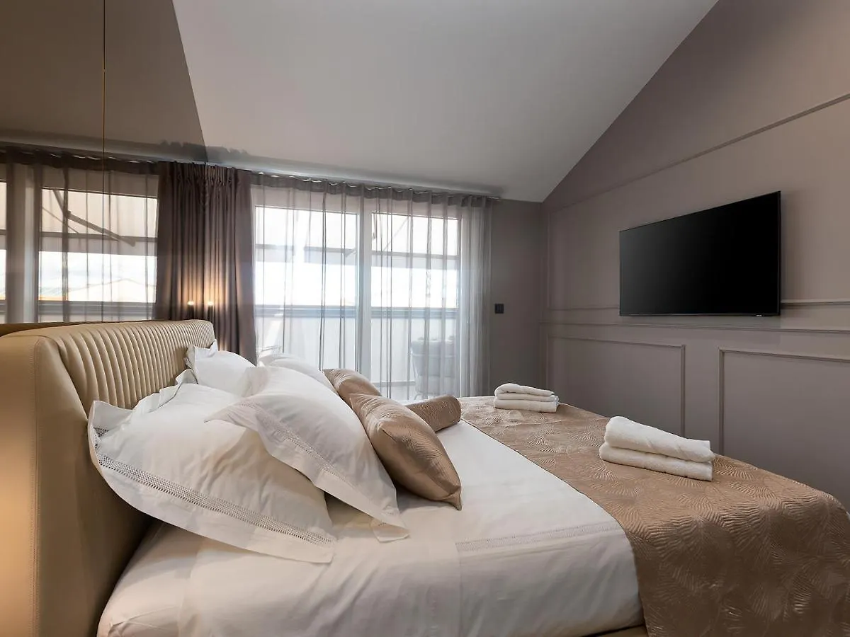 Design Penthouse No 23 Apartment Porec